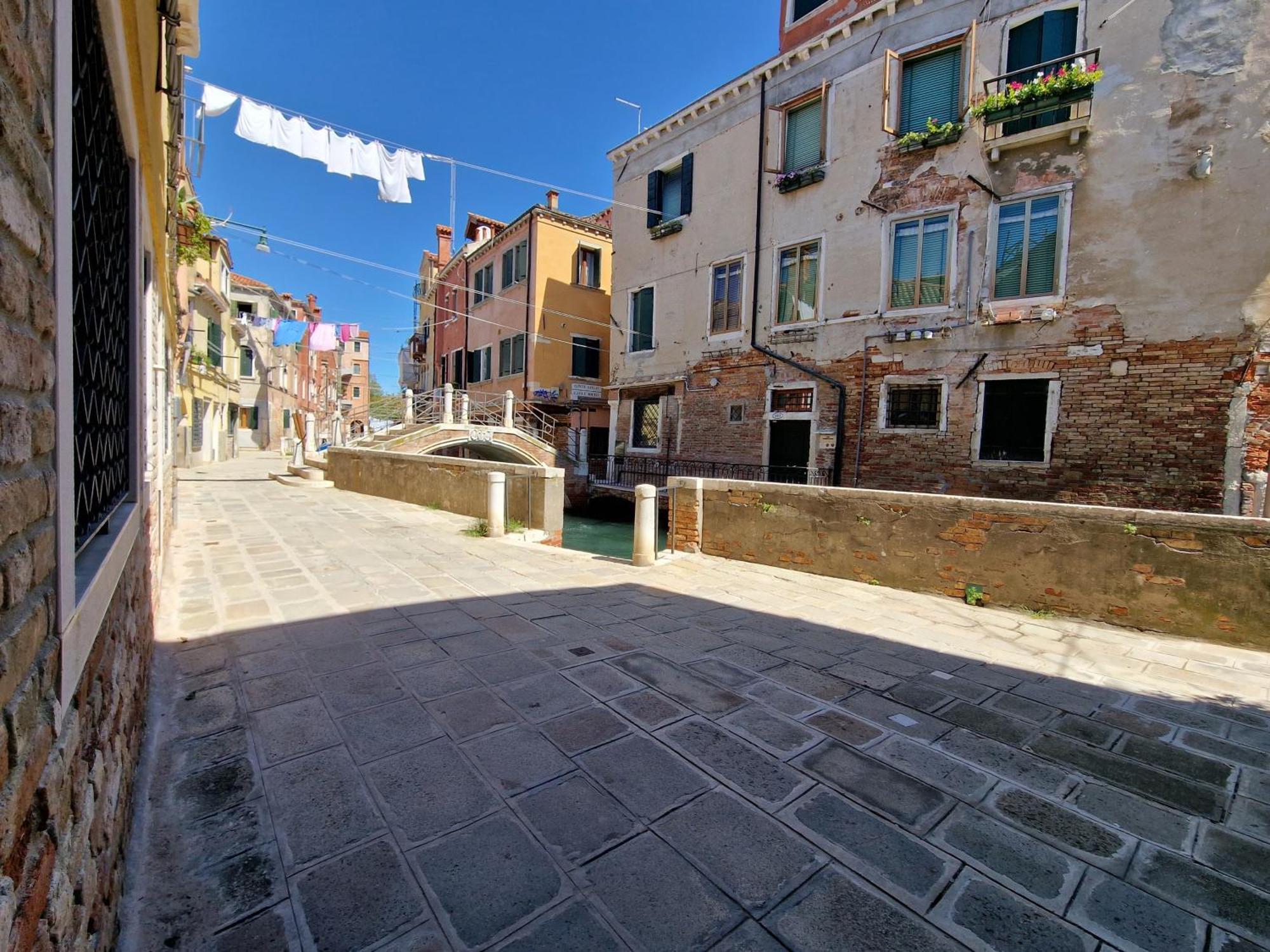 Veneziacentopercento Lazzarina * Venezia